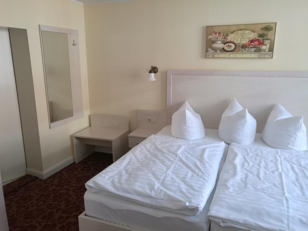 Hotel Bützower Hof Zewnętrze zdjęcie
