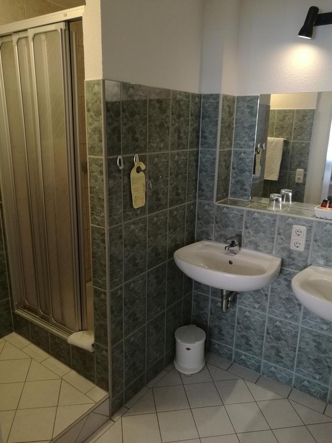 Hotel Bützower Hof Zewnętrze zdjęcie