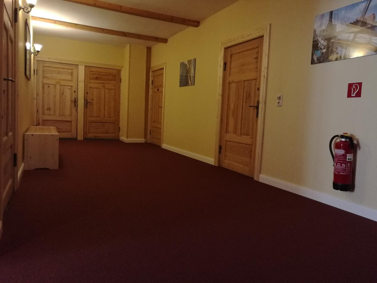 Hotel Bützower Hof Zewnętrze zdjęcie